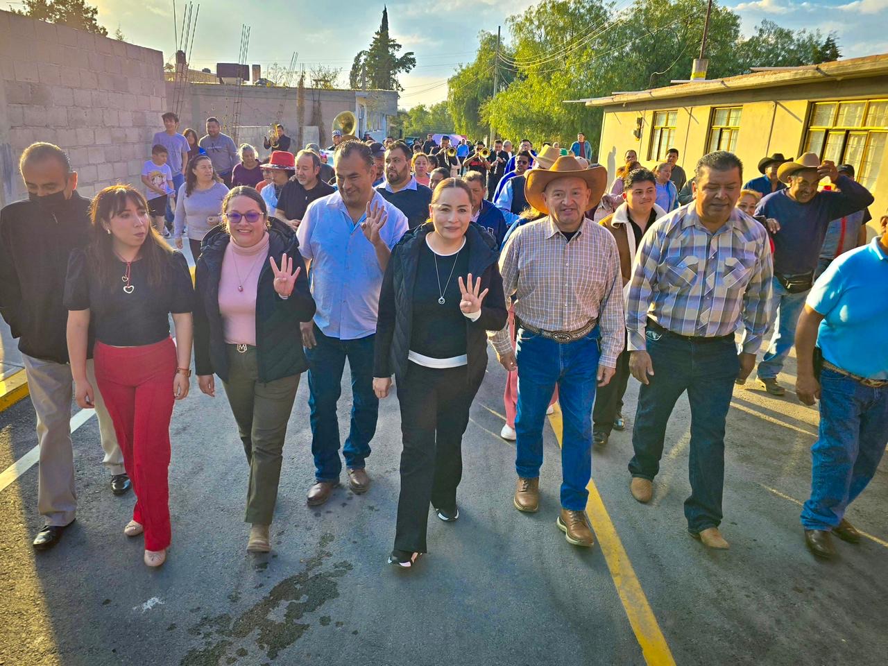 093b5c7e-105b-443d-aae2-82c7bd41f2f5