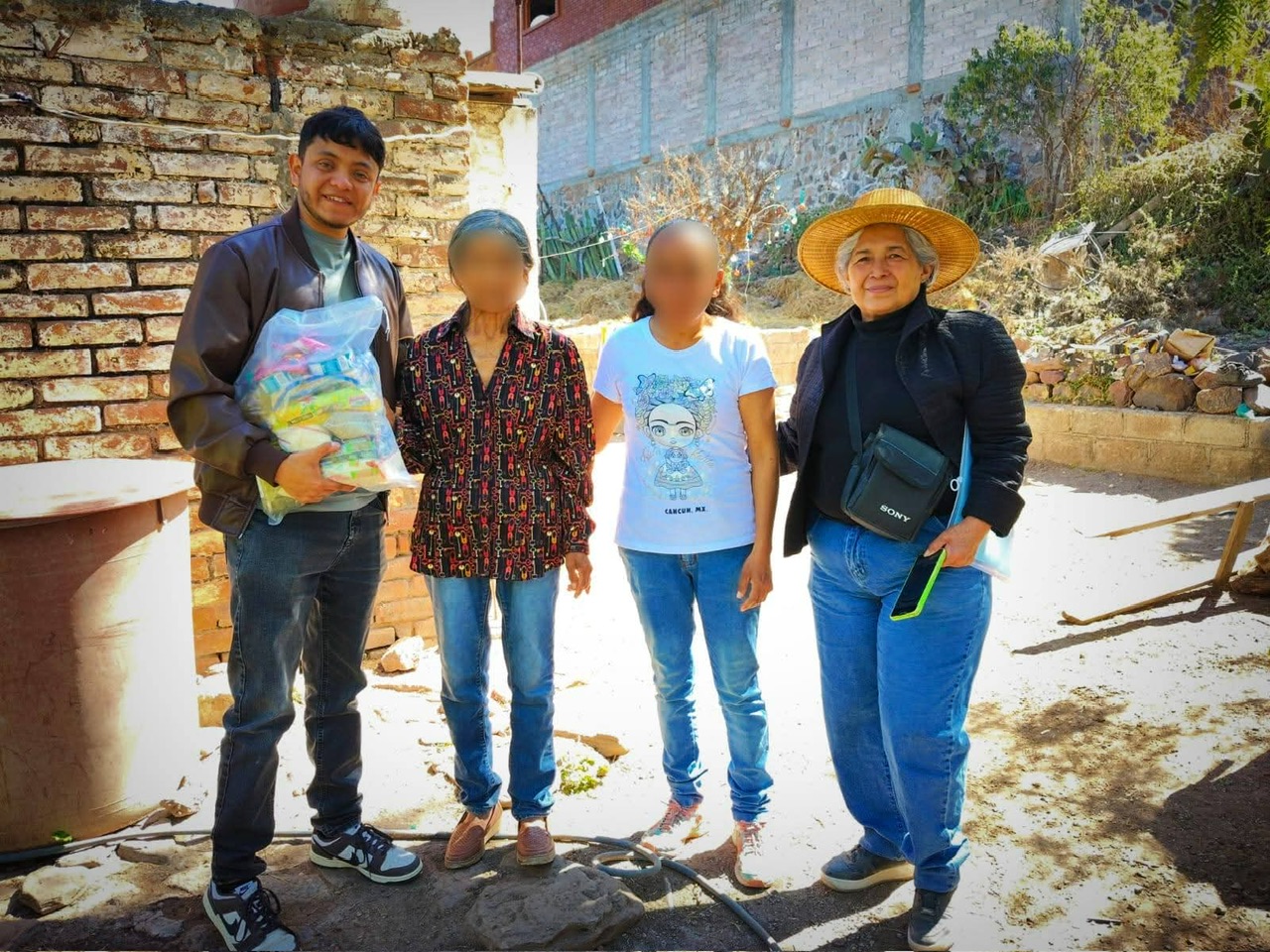 e7cfb6a1-c90b-4f69-b894-f12ccb492376