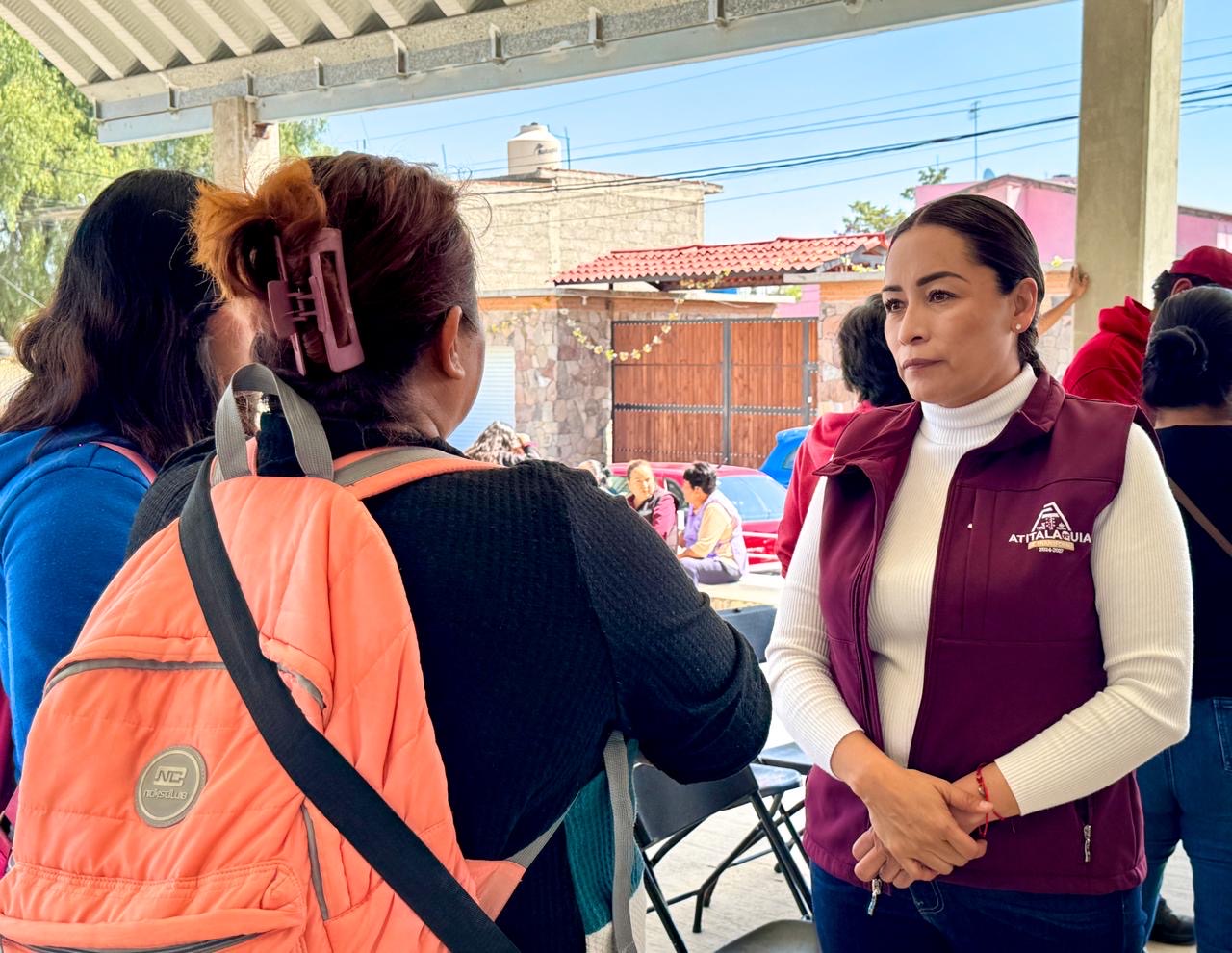 67b65381-b1d4-4afc-85b7-12f4c3487ba8