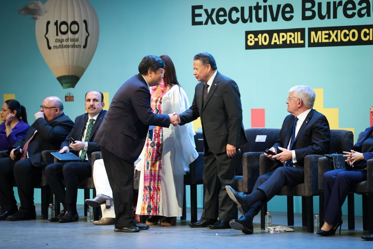 c34efdb5-a945-479c-aed0-e01e2b122a3a